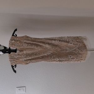 Aidan Mattox Cocktail Dress size 8 in tan